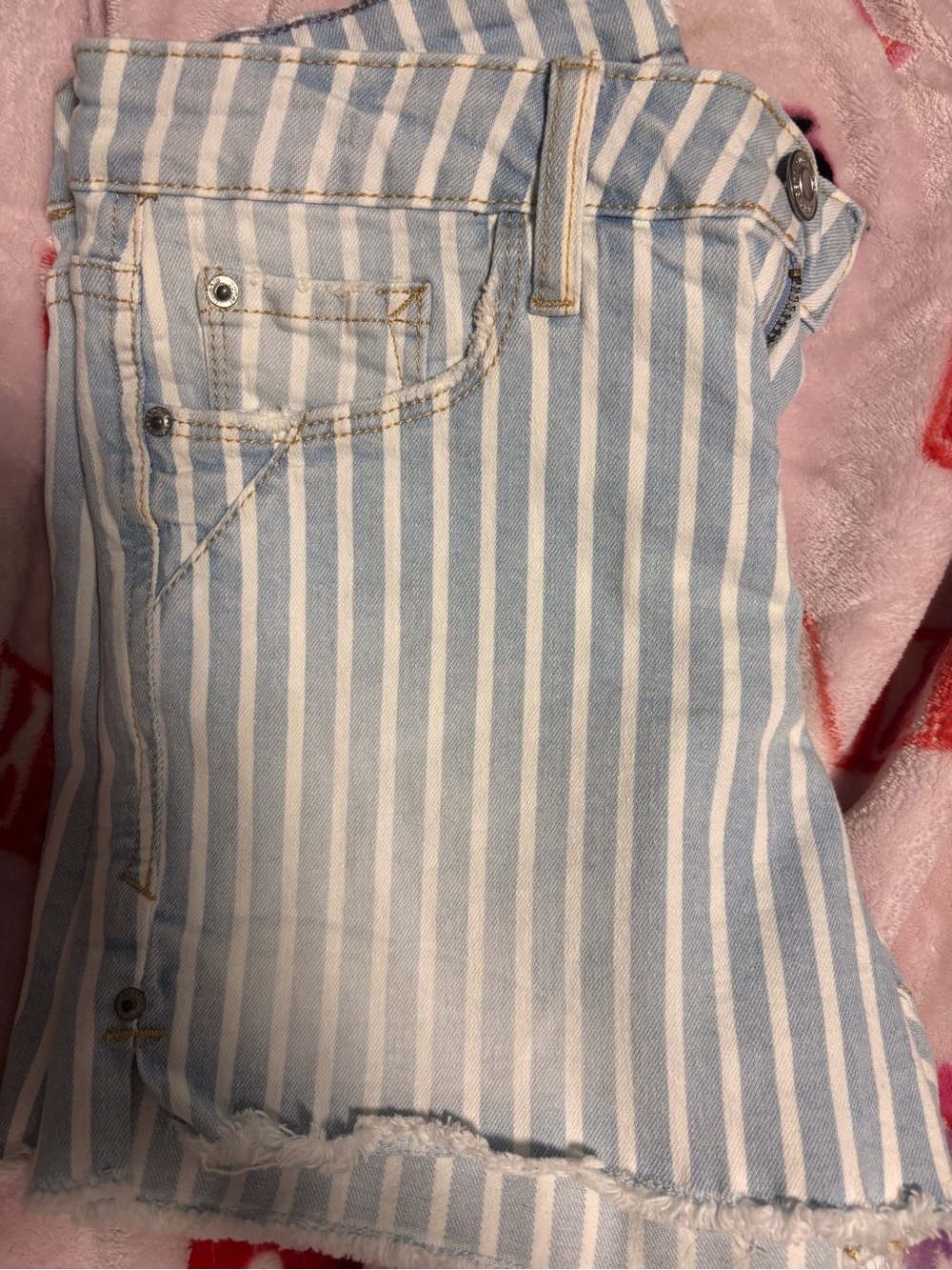 Kensie Light Blue & White Striped Cropped Jeans Shorts